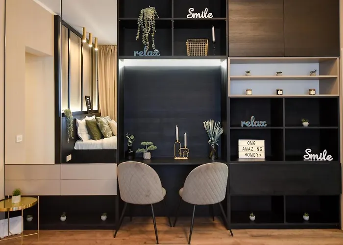 Monochrome Magic. Calea Victoriei Apartamento *