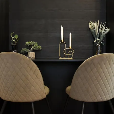 Appartement Monochrome Magic. Calea Victoriei *