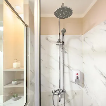 Apartamento Monochrome Magic. Calea Victoriei