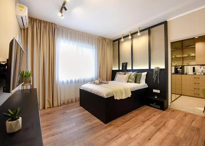 Apartament Monochrome Magic. Calea Victoriei