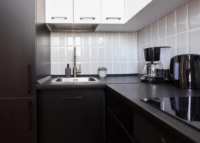 Monochrome Magic. Calea Victoriei Bucureşti