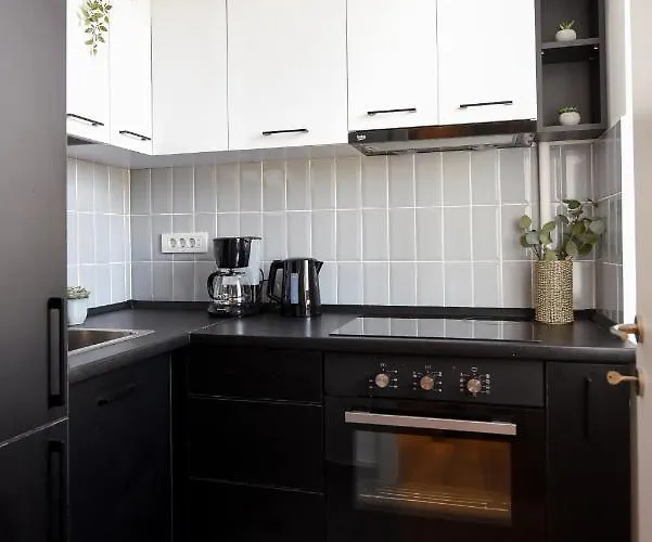 Monochrome Magic. Calea Victoriei *