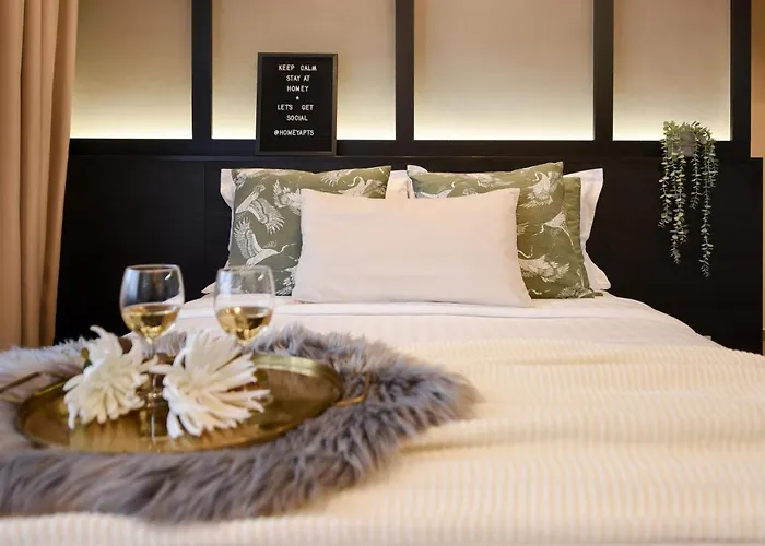 Monochrome Magic. Calea Victoriei *